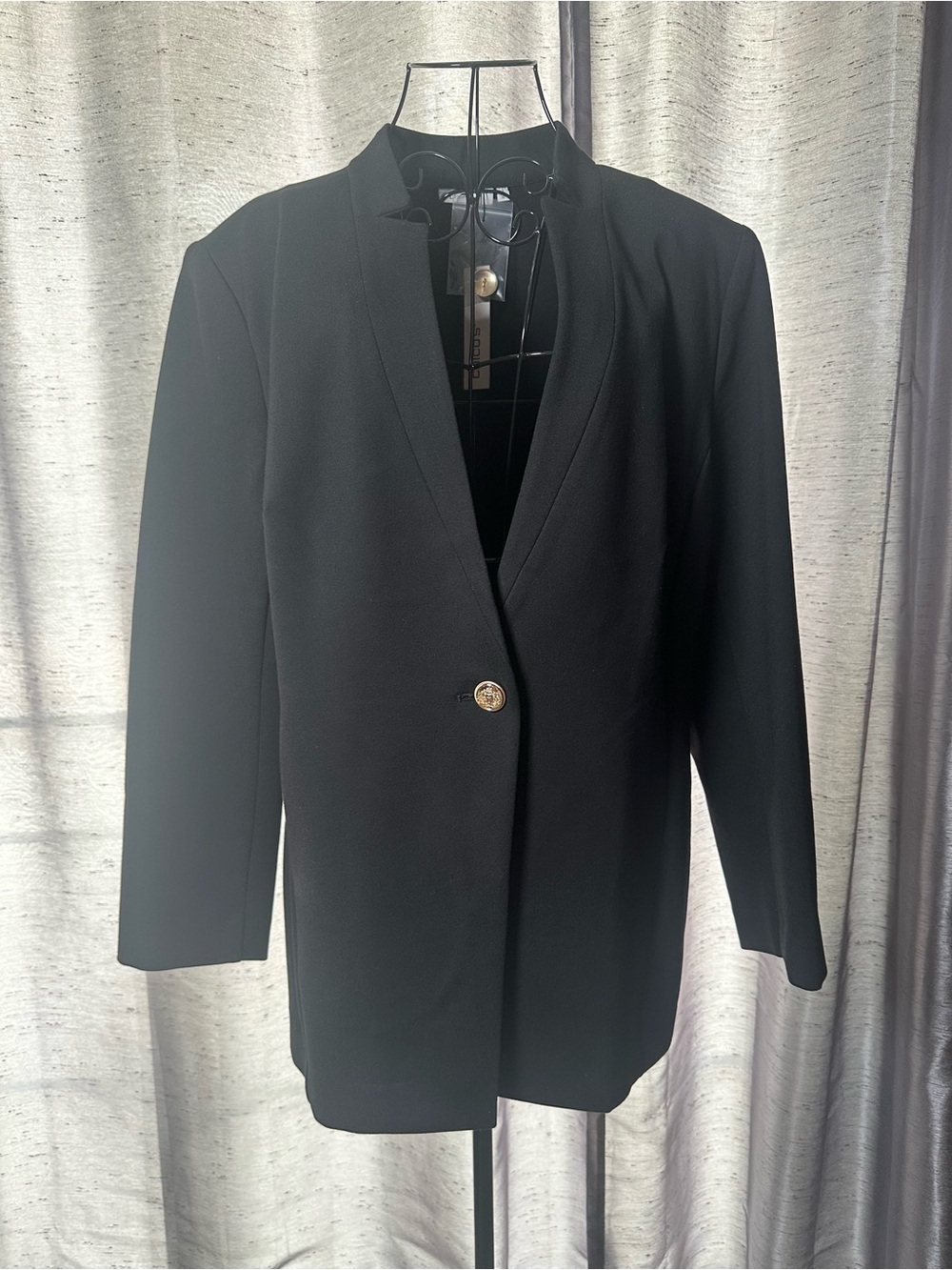 NWT Chico's Black Single-Button V-Neck Blazer